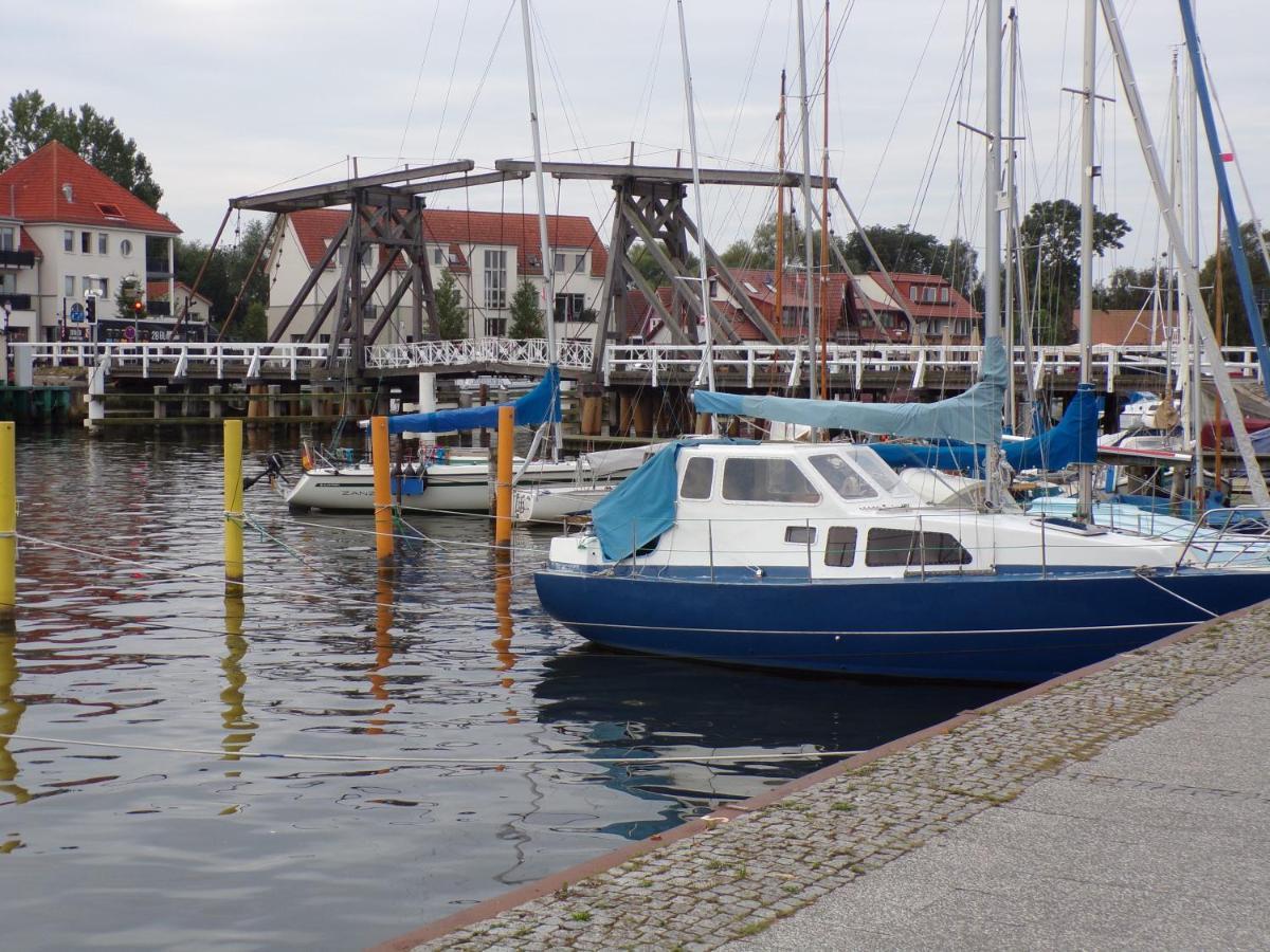 Ferienwohnung Am Greifswalder Bodden Вик Экстерьер фото